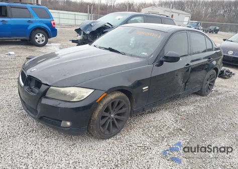 2011 BMW 328I xDrive z USA, uszkodzony, nr VIN WBAPK7C56BA818125